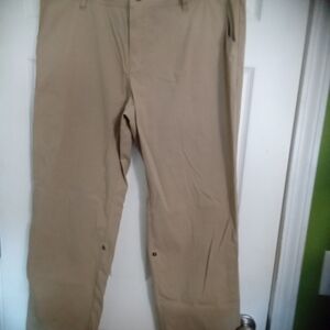 Bass Plus Size 16 Khaki Colored Sportswear Straight Leg Pants With Rolled Cuff
